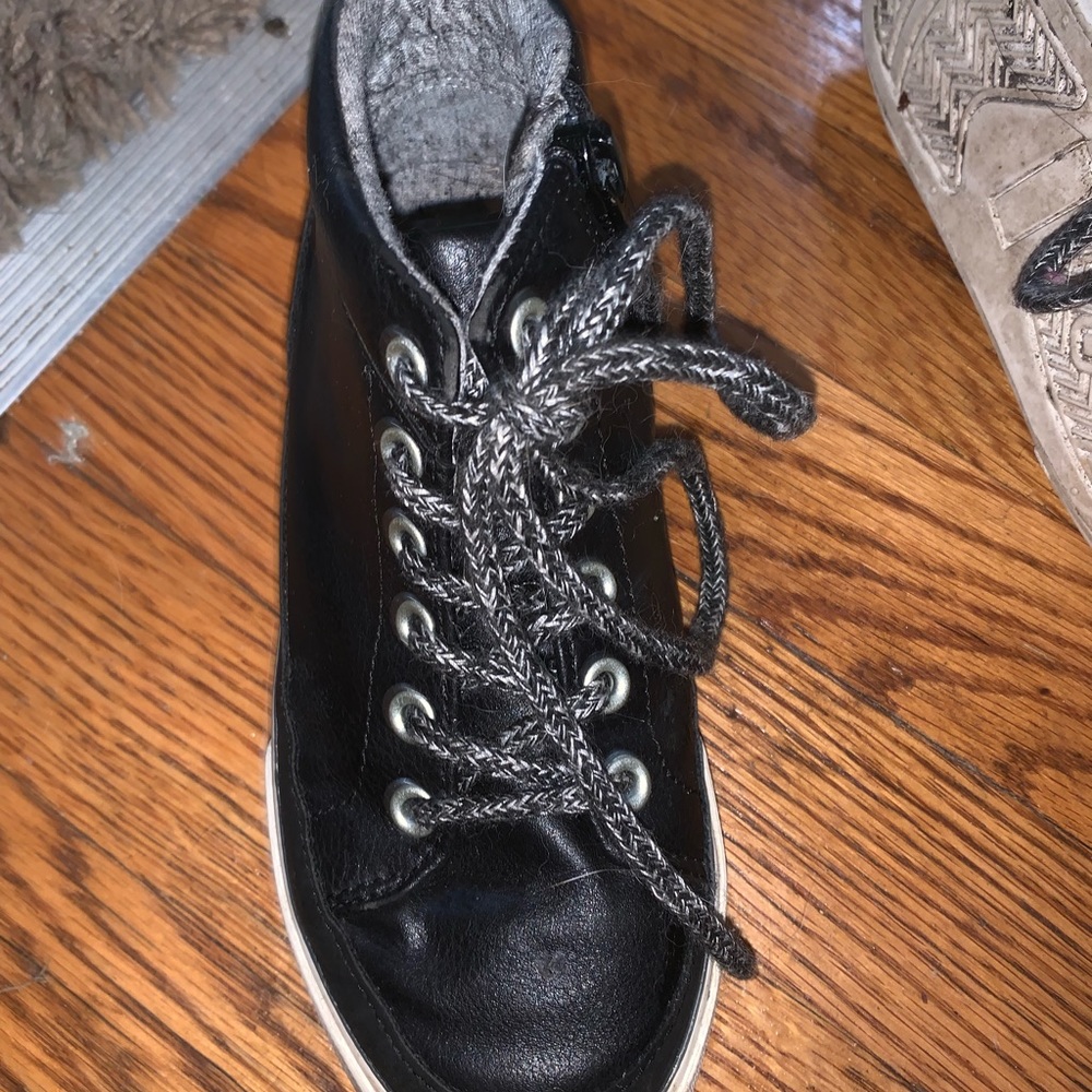 Boy Gymboree ankle boots  13